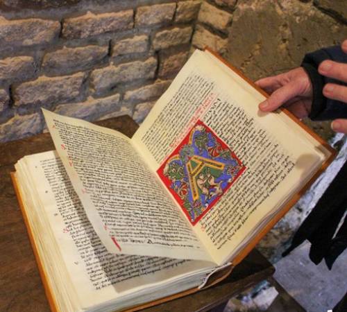 Aprem Patrimoine - Mon enluminure romane